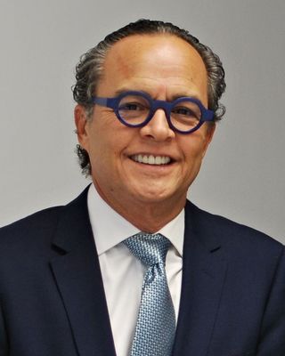 Photo of Bolivar Diaz, Counselor, LMHC