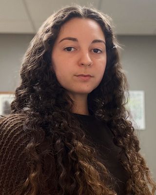 Photo of Madeline Hayes, Clinical Social Work/Therapist, LLMSW