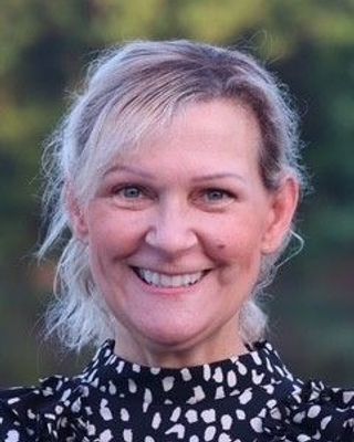 Photo of Elizabeth Wold, Licensed Clinical Mental Health Counselor, MHS, LPC, LCMHC
