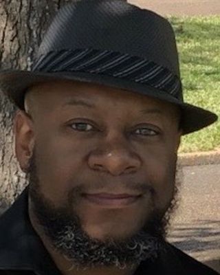 Photo of Kerry Graves, Licensed Clinical Social Worker Associate, CCTP, MSW, LCSWA