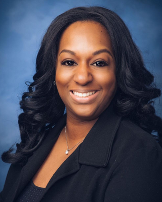 Photo of Ginneh Akbar, Clinical Social Work/Therapist, LCSW