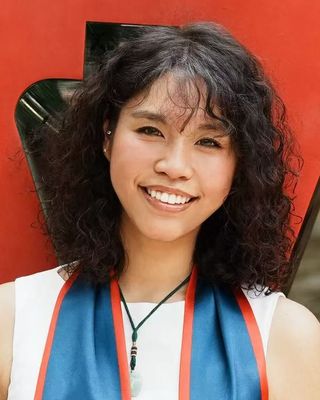 Photo of Zhenze Li - Zia Li, Pre-Licensed Professional