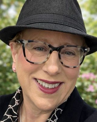 Photo of Dr. Adena Berkowitz, Licensed Psychoanalyst, L, P