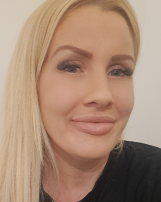 Photo of Simone Heinsen, Counsellor, MBACP