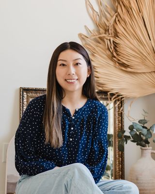 Photo of Zoey Liu, Psychologist in T6R, AB