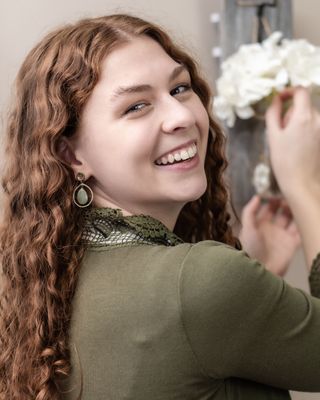 Photo of Claire Nowinski