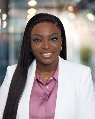 Photo of Boluwaji Iyiola, Psychiatric Nurse Practitioner, PMHNP