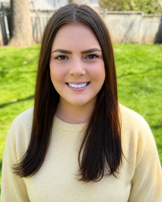 Photo of Mae Ferguson, Pre-Licensed Professional