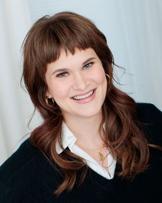 Photo of Erin Henley, Clinical Social Work/Therapist, LICSW, LICSW-C, MSW