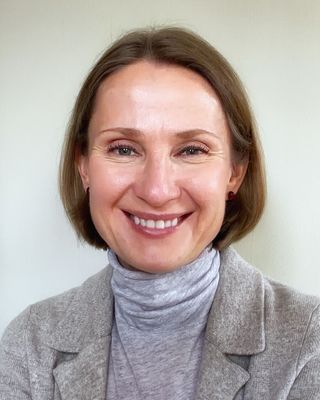 Photo of Kasia Chojan-Cymerman, Psychologist, PsyD, LP