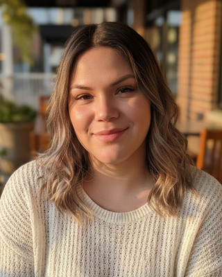 Photo of Sahili Amador, Clinical Social Work/Therapist, LCSW