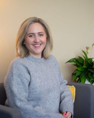 Photo of Lucy Snider, Counsellor, MA hons, PgDip, MSc, RCC-ACS, COSRT