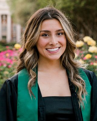 Photo of Lena Carvalho, Pre-Licensed Professional, CMHC