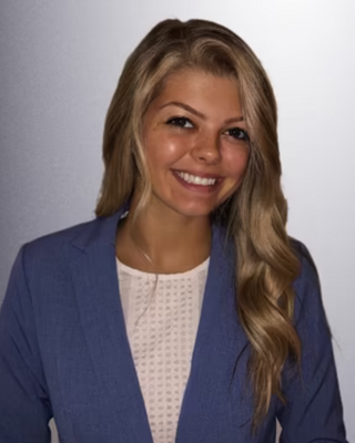 Photo of Hanna Levesque, Clinical Social Work/Therapist, LCSW