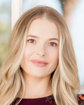 Photo of Christie Chenette, Psychiatric Nurse Practitioner, PMHNP