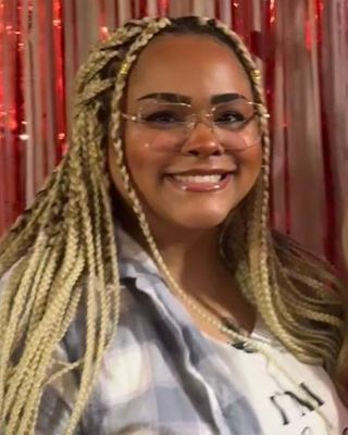 Photo of Tennery Bell- IV Hicks, Clinical Social Work/Therapist, LMSW-C