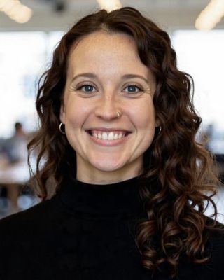 Photo of Cloe Psomadelis, Licensed Mental Health Counselor, LMHC, NCC