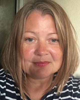 Photo of Leanne Glennon, Counsellor, MSc, MBACP