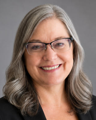Photo of Jennifer Ozzello, Psychiatric Nurse Practitioner, MSN, APRN, PMHNP