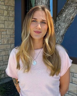 Photo of Rhiannon Gilbert-Weik, Pre-Licensed Professional