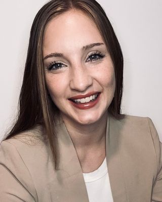 Photo of Kendra Lynn Armstrong, Registered Psychotherapist (Qualifying), MACP, RN, BScN, CST-F