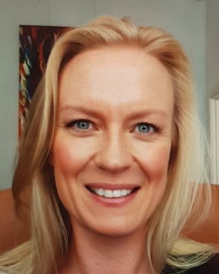 Photo of Sarah Axford, Psychologist, MPsych, PsyBA - Clin. Psych