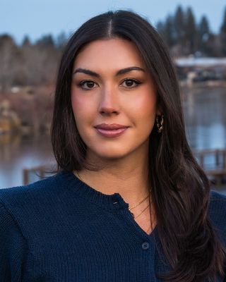 Photo of Chloe Anne Guhlstorf, Marriage & Family Therapist Associate, MA, AMFT