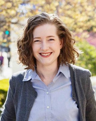 Photo of Nicole Blomberg, Marriage & Family Therapist, MS, LCMFT
