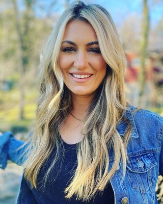 Photo of Christen Compton, Marriage & Family Therapist, LMFT