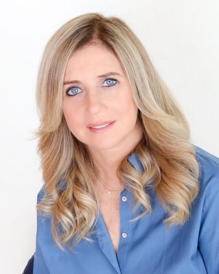Photo of Melania Benlolo, Marriage & Family Therapist, LMFT