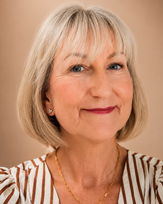 Photo of Liz Leech, Psychotherapist, MUKCP