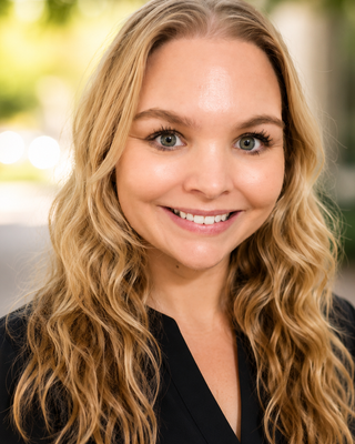 Photo of Amanda Norminton, Marriage & Family Therapist, MA, LMFT, LPC