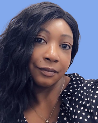 Photo of Lisa Robb, LMSW