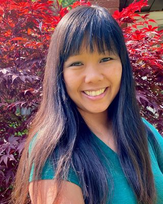 Photo of Martha Li, Registered Psychotherapist