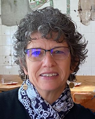 Photo of Teri L Martucci, Clinical Social Work/Therapist, LCSW