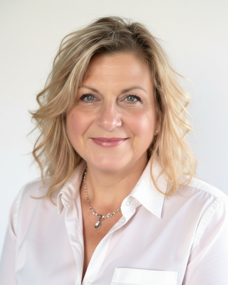Photo of Christine Mazurkiewicz, Marriage & Family Therapist, LMFT