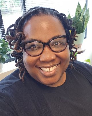 Photo of Nikki Lewis, Licensed Clinical Professional Counselor, LCPC