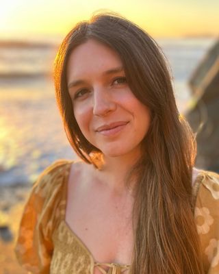 Photo of Samantha Alcalde, Licensed Professional Counselor, MA, LPC, LPCC