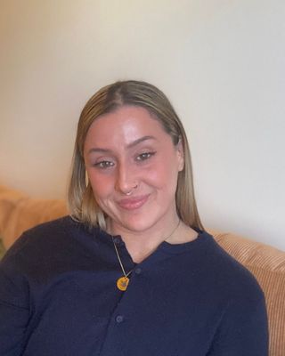 Photo of Shayna McKenzie - Shayna McKenzie | Be Good Therapy, Counsellor, MA, PACFA