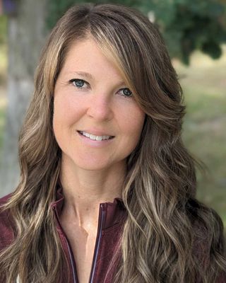 Photo of Rebecca Bates, Registered Social Worker, MSW, RSW