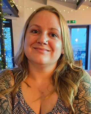 Photo of Hannah Stainer, Counsellor, MSc, MBACP