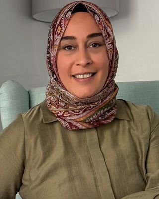 Photo of Aslihan Asan, Psychotherapist, MSc, MBACP Accred