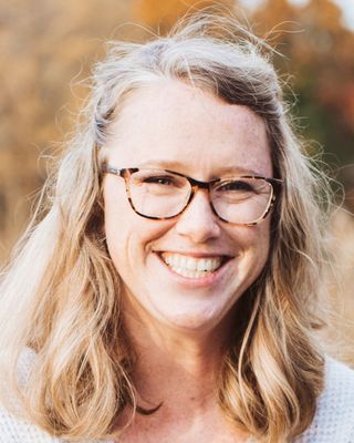 Photo of Eileen Potter, Licensed Professional Clinical Counselor, LPCC, IMFT-S