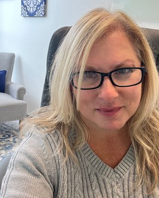 Photo of Christi Lunsford, Clinical Social Work/Therapist, LISW-S