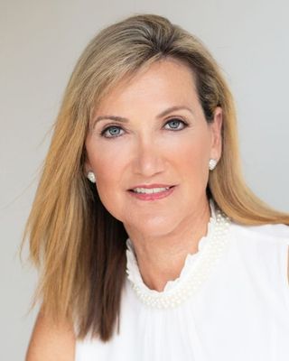 Photo of Susan Ashley, Psychologist in North Hills, CA