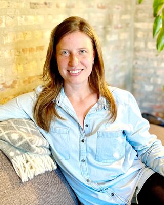 Photo of Laura Eddelbüttel, Pre-Licensed Professional