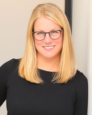 Photo of Diana Wamsteeker, Clinical Social Work/Therapist, MSW, RSW