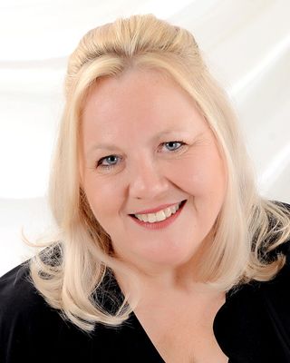 Photo of LeAnna Fowlds, Clinical Social Work/Therapist, LCSW, CFMT