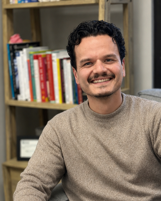 Photo of Nicholas V Marquez, Marriage & Family Therapist Associate, MA, AMFT