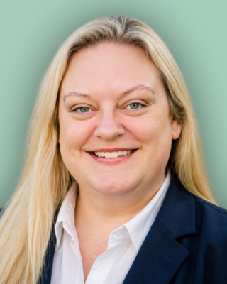 Photo of Kate Hutchens, Clinical Social Work/Therapist, LICSW